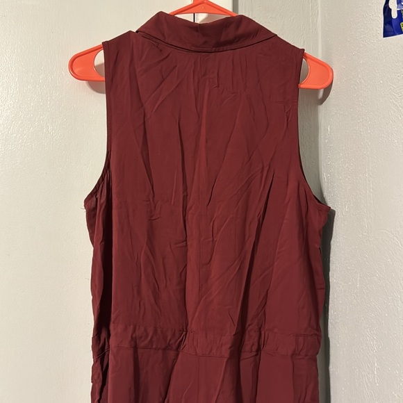 Sleveless romper - Picture 8 of 8